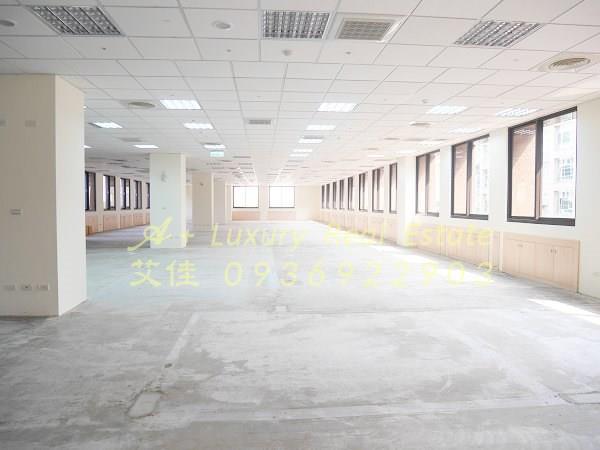 內湖大樓_廠辦_辦公室-1