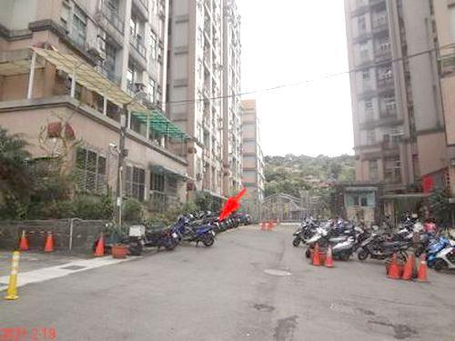 基隆暖暖拍賣華廈-6