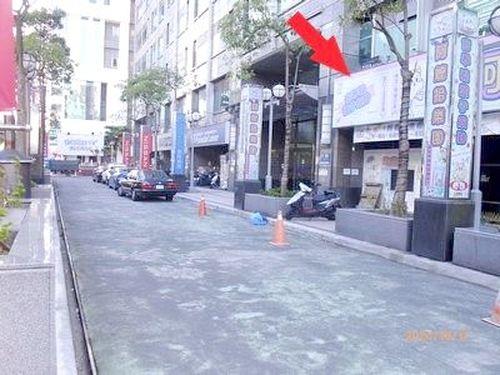 中和法拍店面-3