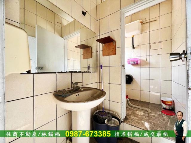 台南中西區透天_店面-8