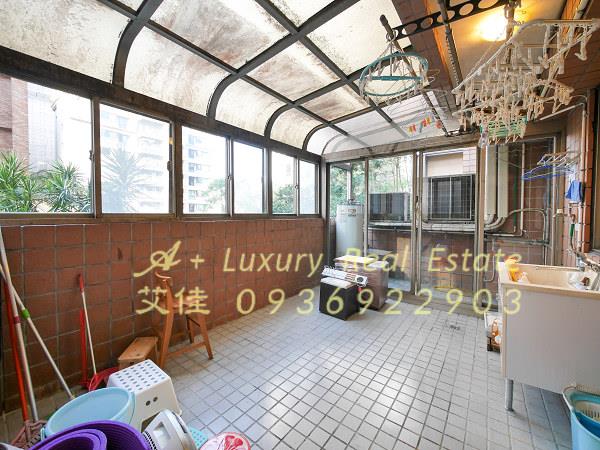 翰邑大廈