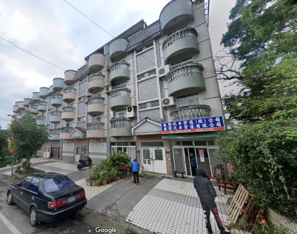 淡水法拍透天_店面_附頂樓加蓋-7