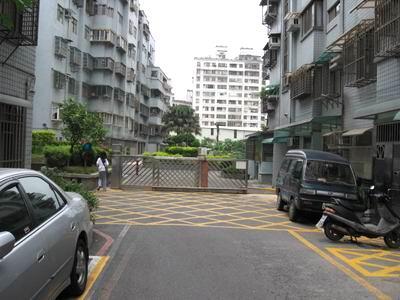 八里華廈法拍-4