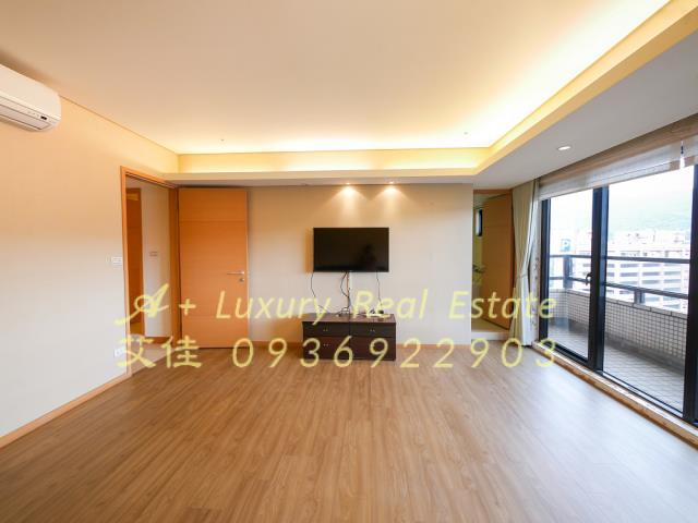 天母新光仰仁名廈