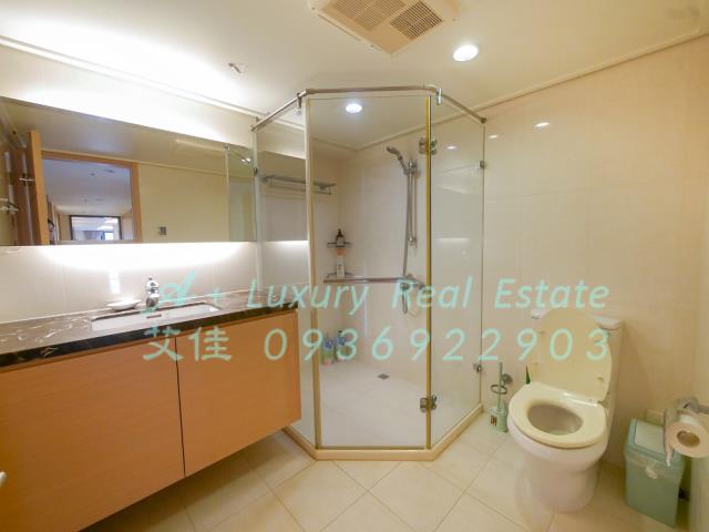 天母新光仰仁名廈