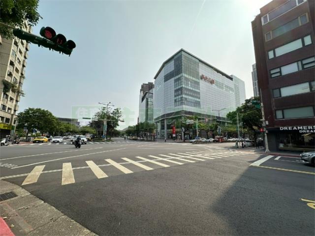 台北士林大樓_華廈-2