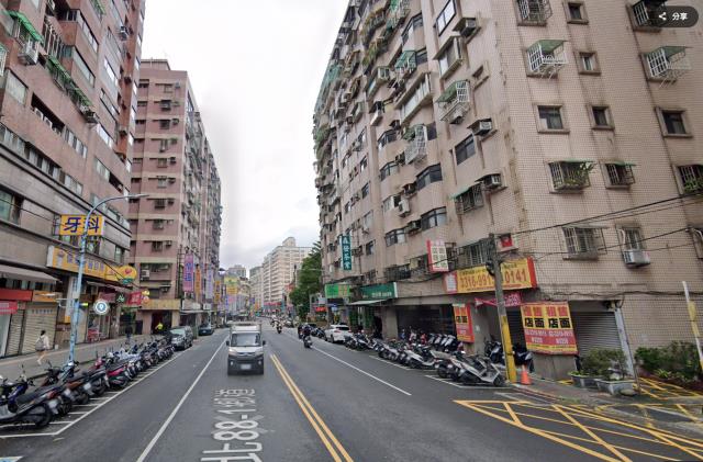 新北土城法拍大樓_華廈_超低公設住辦-7