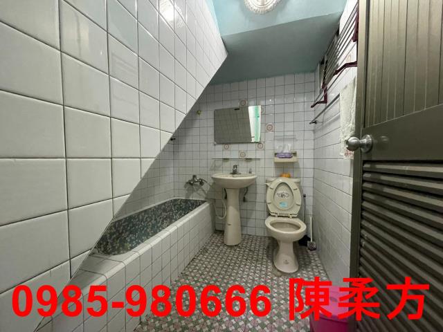 東區透天-6