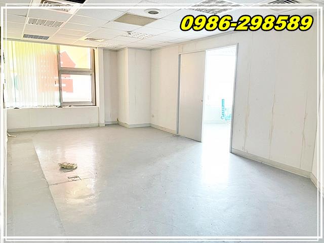 東區店面_商辦_辦公室-5