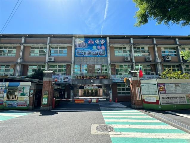 蘆洲公寓_套房_頂樓加蓋-2