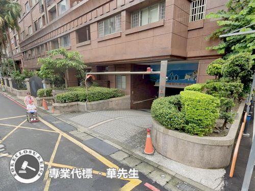 板橋大樓法拍-4