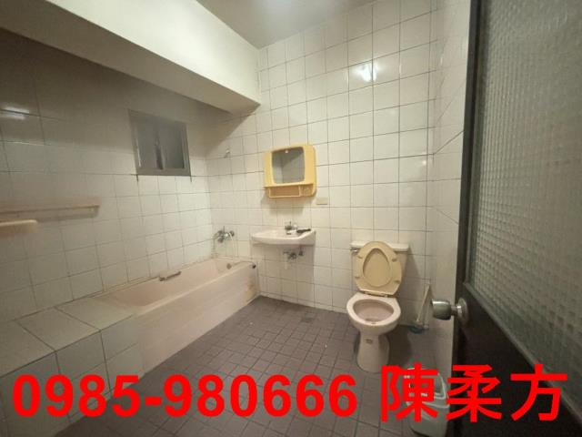東區透天_店面-11