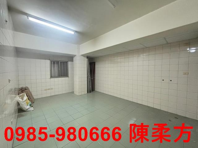 東區透天_店面-9