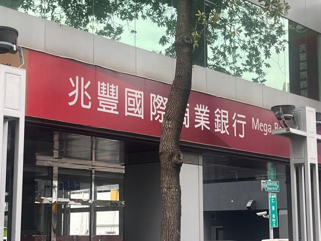 高雄苓雅大樓_店面-7