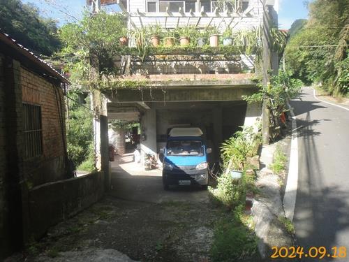 新北深坑法拍公寓_深坑老街套房售-1