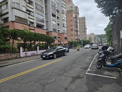 台北內湖法拍大樓_碧湖公園生活圈-6