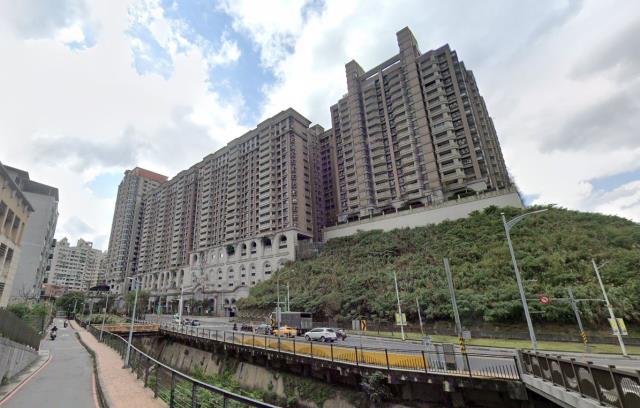 基隆安樂區法拍大樓-4