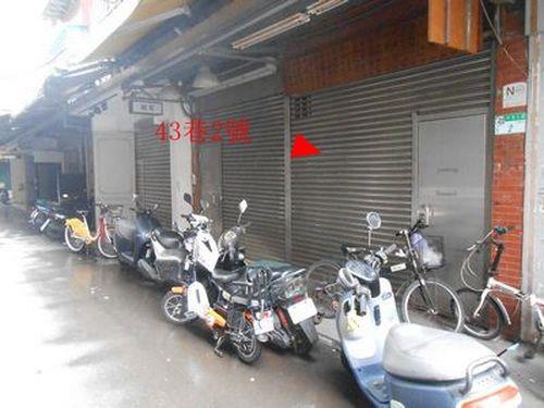 信義區店面法拍-2