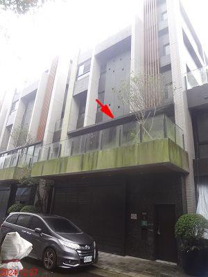新北汐止法拍別墅_電梯-3