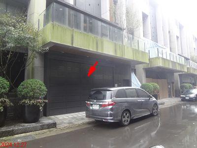 新北汐止法拍別墅_電梯-4