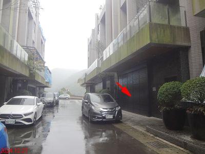 新北汐止法拍別墅_電梯-6