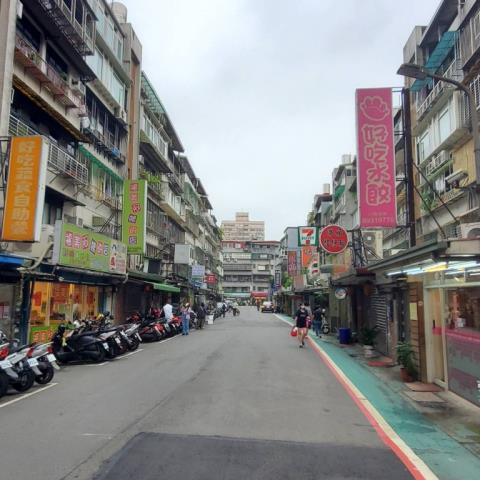 台北文山區拍賣公寓-4