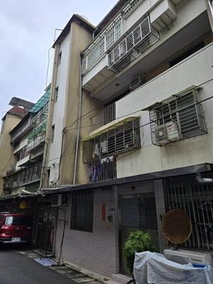 南港法拍公寓-2