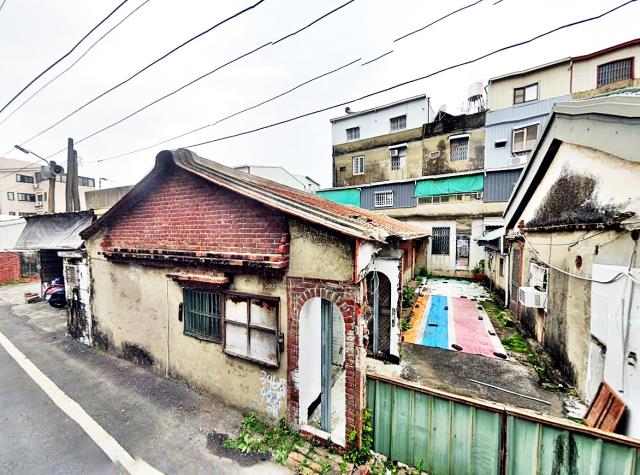 台南關廟透天拍賣-1