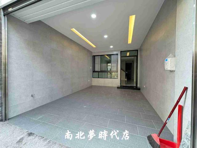 中西區透天-8
