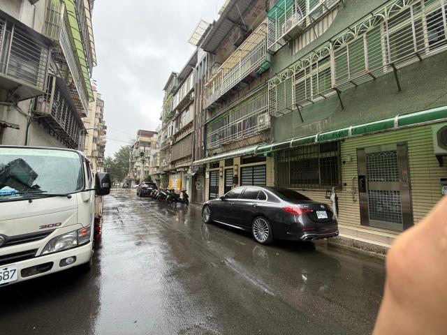 信義區公寓法拍-5