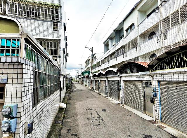 台南新市拍賣透天-4