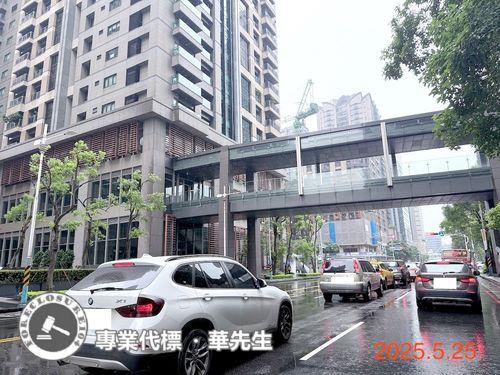 板橋大樓法拍-5
