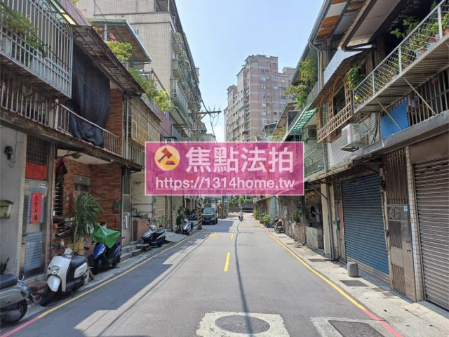 新北淡水拍賣華廈-6
