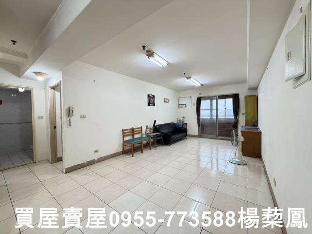 左營買房屋左營大樓左營高樓層視野左營高鐵捷運3房大樓
