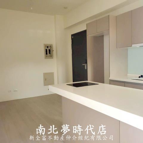 新營華廈-0