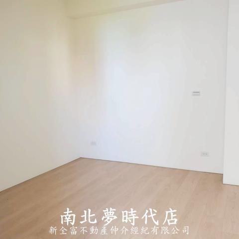 新營華廈-4