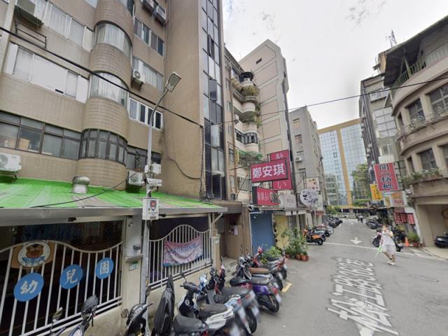 台北法拍華廈_頂樓加蓋-2