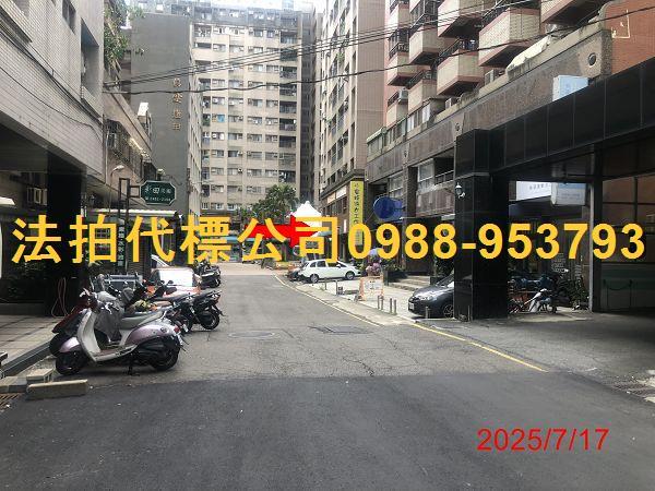 西屯拍賣大樓-4