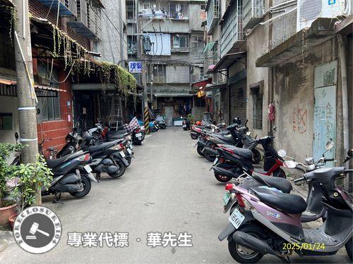 新北新莊公寓_頂加法拍-3