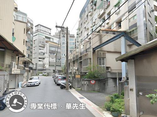 內湖法拍華廈-1