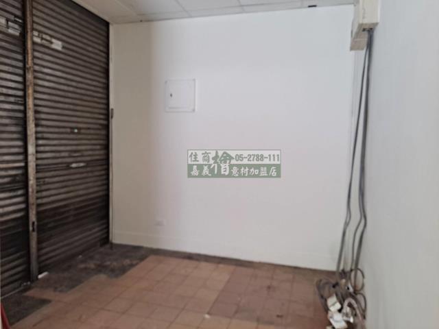 嘉義東區公寓_店面-3