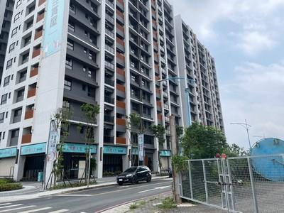 新北八里大樓法拍-4