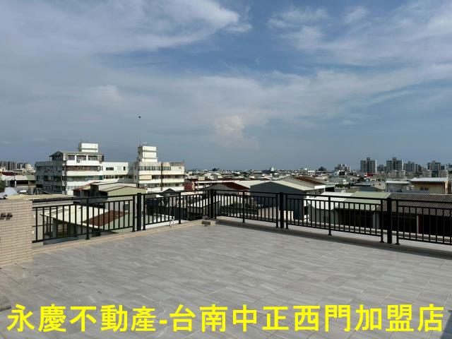 台南南區透天-12