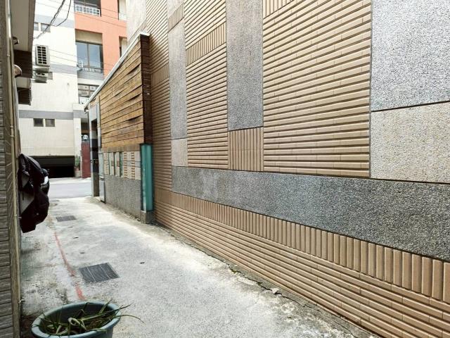 東區透天-5