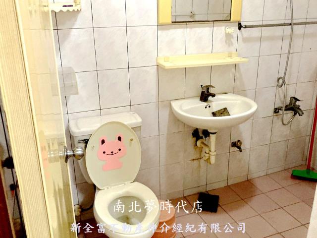 台南安南透天-9