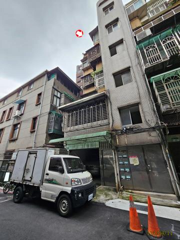 台北公寓_附頂樓加蓋法拍-3