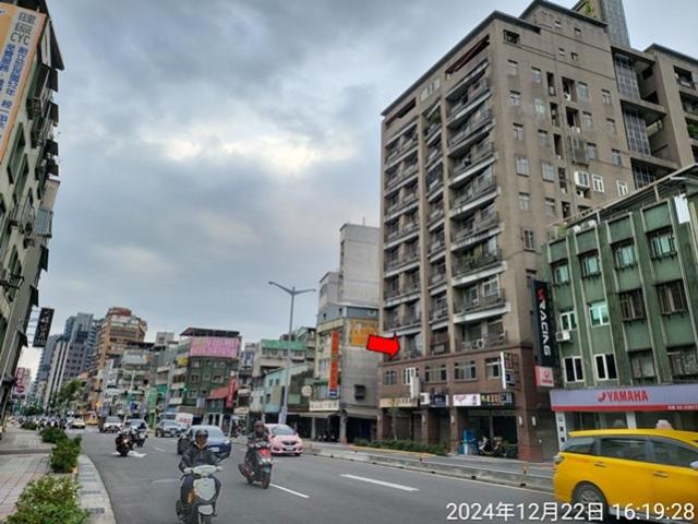 台北中正區法拍大樓_華廈-4
