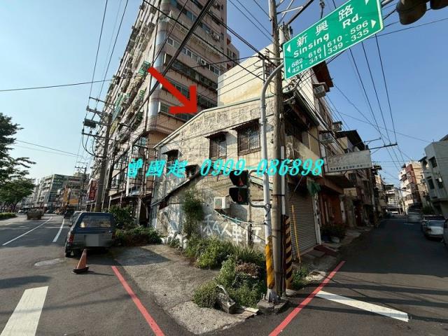 台中烏日法拍透天-1