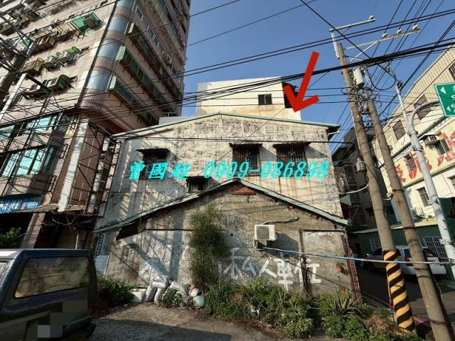 台中烏日法拍透天-5