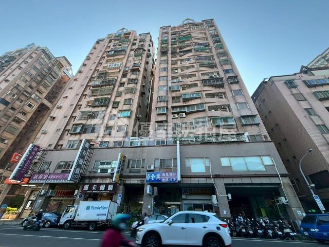 桃園桃園區法拍店面-4